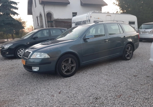 Skoda Octavia cena 11500 przebieg: 226650, rok produkcji 2006 z Siedlce małe 254